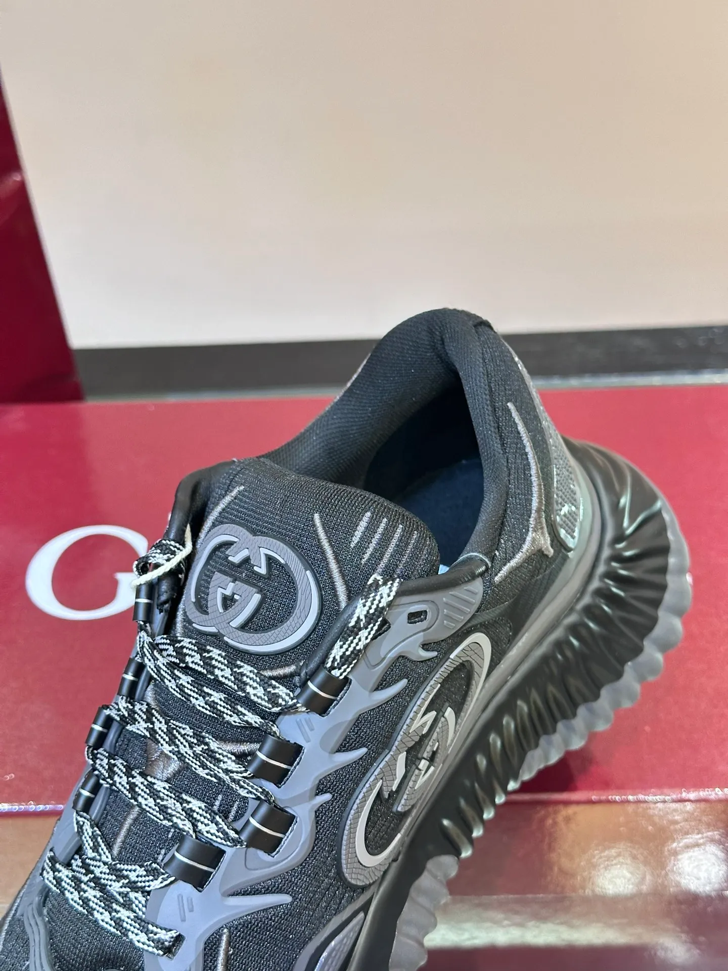 Men's Men's Shoes💰p760 "Gucc*" Ri Men's Men's Shoes💰p Men's Men's Shoes💰ple Series 2024ss👫Couple Style Casual Sports Shoes, buy the original and accurately reproduce it! Restore the quality of details, Gucci Ri men's shoes 💰p men's shoes 💰ple series sports shoes are made with innovative stitching technology to create a flowing texture like water. The leather design is paired with three-dimensional interlocking Double G leather patches and Gucci letter metal accessories, creating a free flowing texture of the entire shoe with a 3D effect. A classic and versatile piece that feels super comfortable on your feet! Male 39-44 Female 35-39